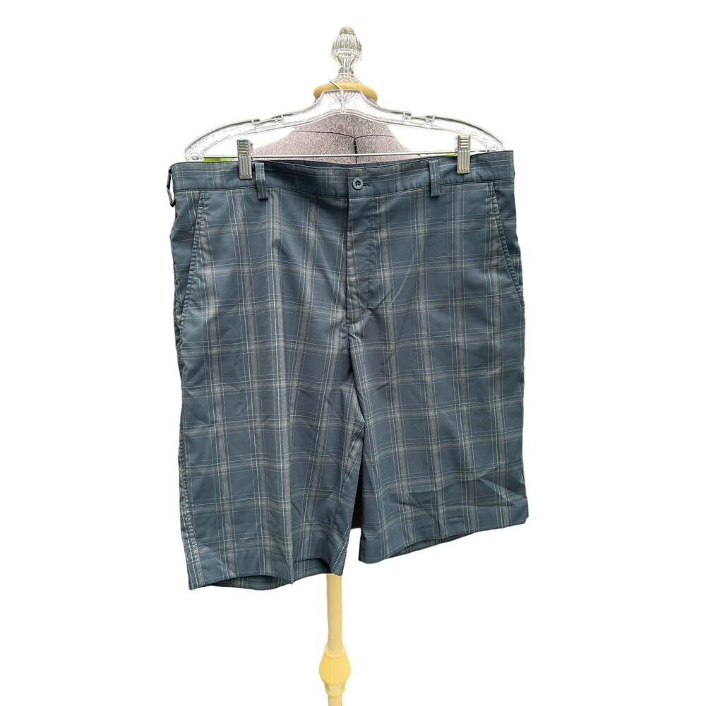 Nike Golf men's 36 blue and grey plaid stripe chino shorts quick dry material
